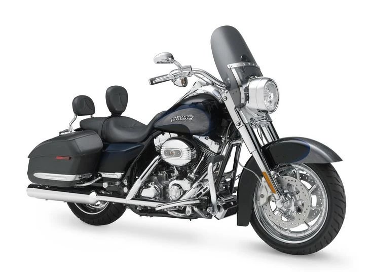 Harley Davidson FLHR-SE4 Screamin Eagle Road King CVO (2008)