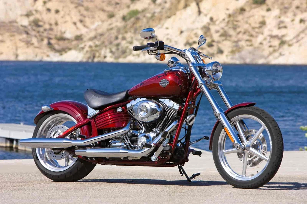 Harley Davidson FXCWC Softail Rocker C (2008 - 2009)