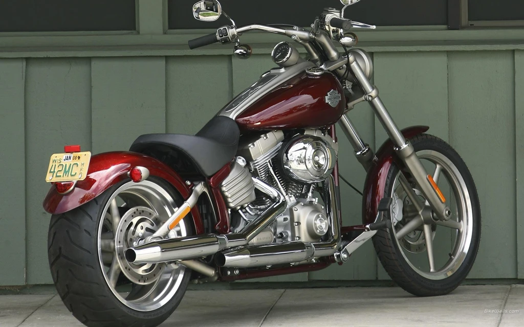 Harley Davidson FXCW Softail Rocker (2008)