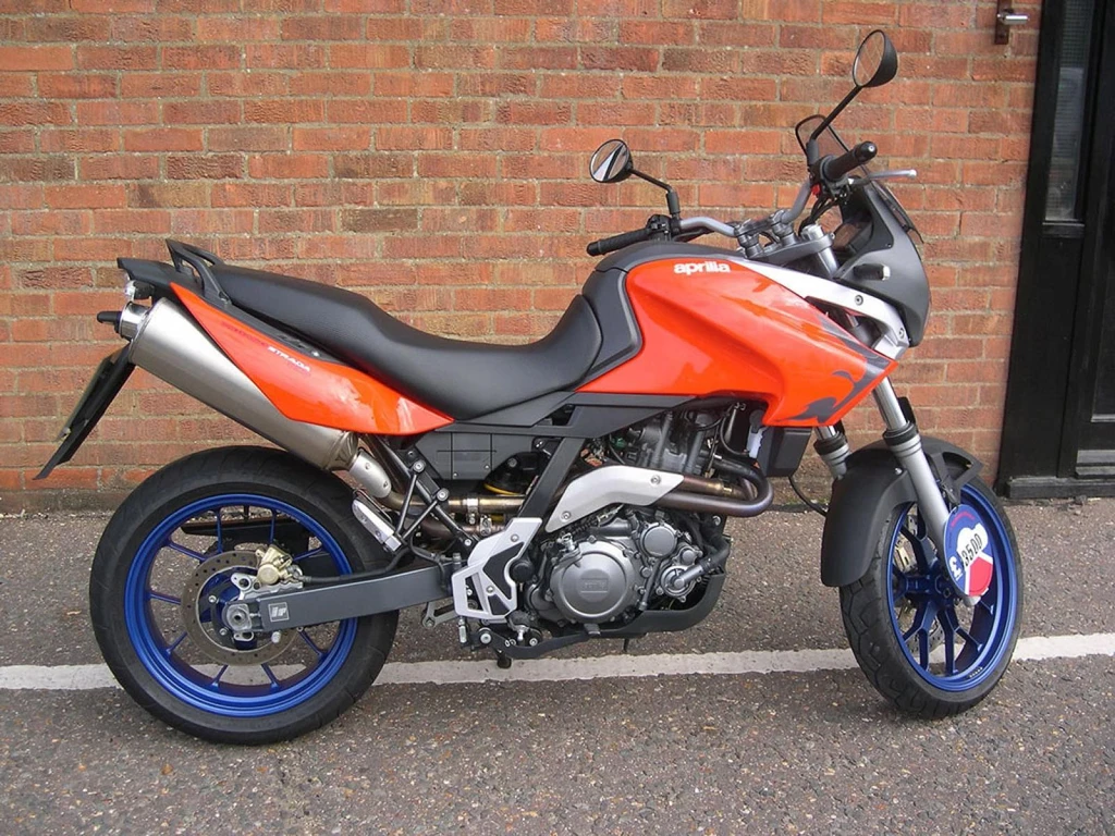 Aprilia Pegaso 650 Strada (2009)