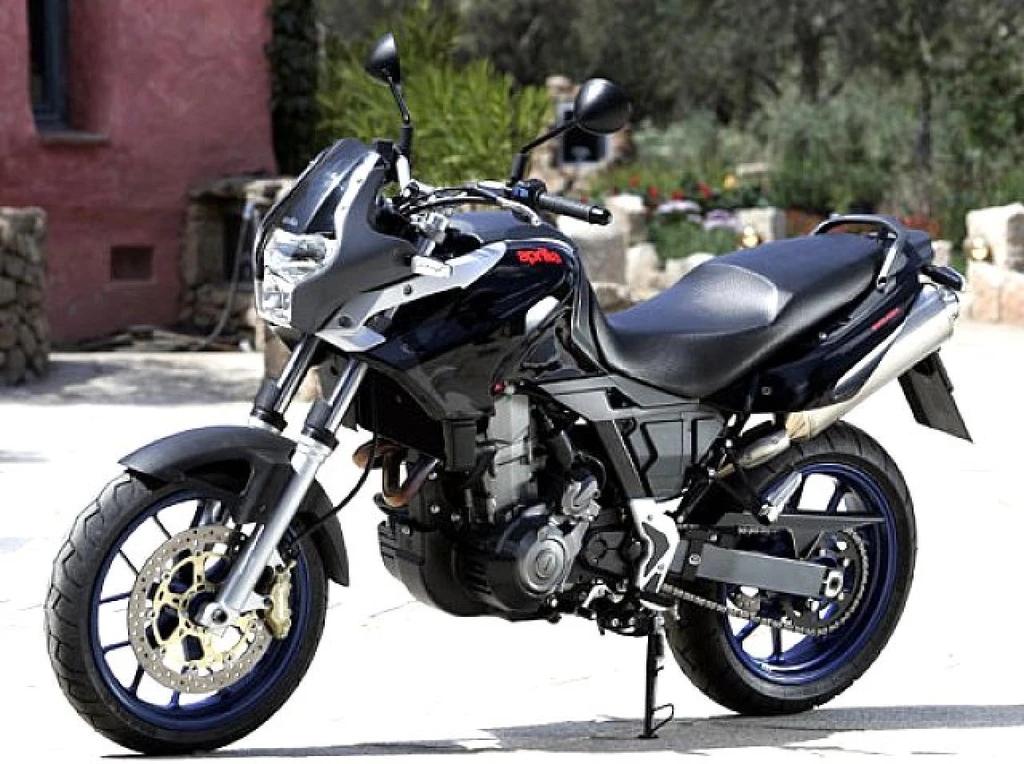 Aprilia Pegaso 650 Strada (2009)