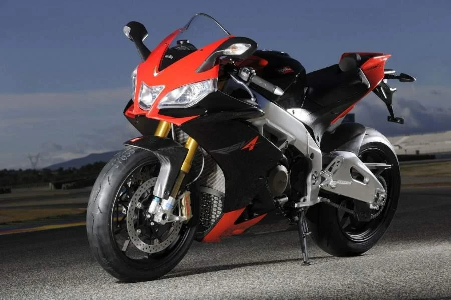 Aprilia RSV-4 Factory (2009)