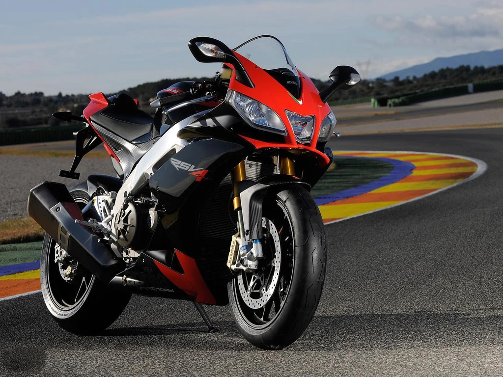 Aprilia RSV-4 Factory (2009)