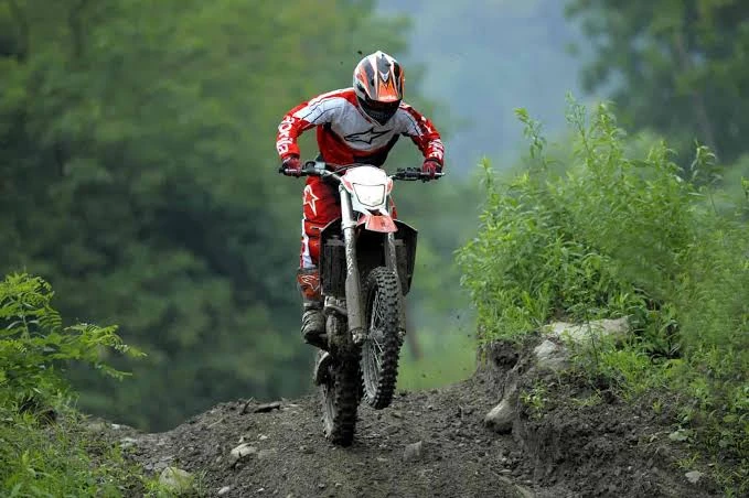 Aprilia RXV 550i (2009)