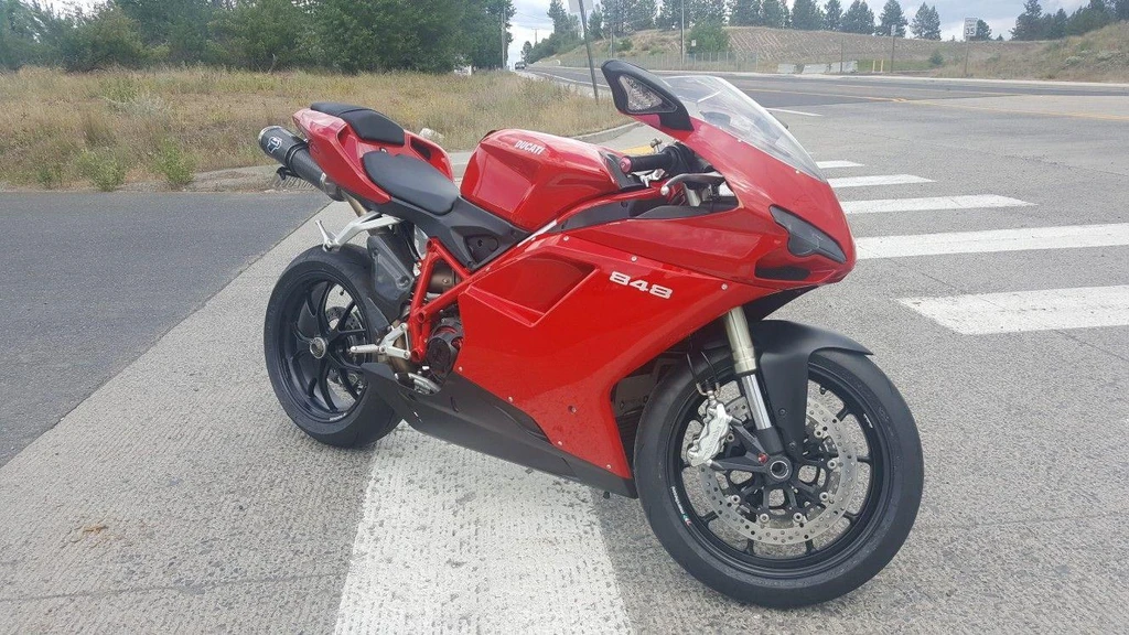 Ducati 848 (2009)