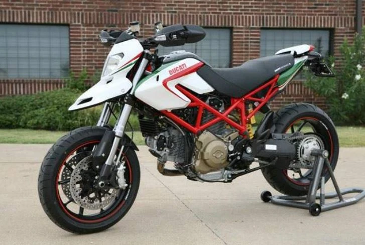 Ducati Hypermotard 1100 Neiman Marcus (2009)