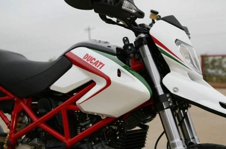 Ducati Hypermotard 1100 Neiman Marcus (2009)