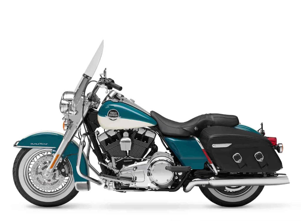 Harley Davidson FLHRC Road King Classic (2009 - 2010)