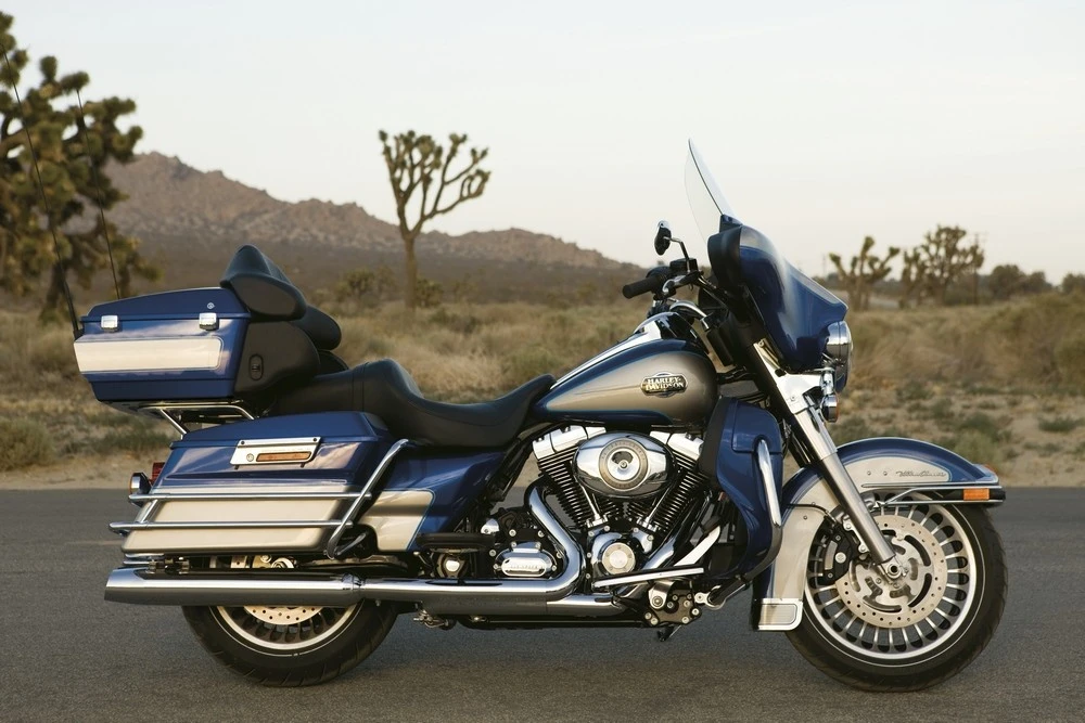 Harley Davidson FLHTCU Electra Glide Ultra Classic (2009)