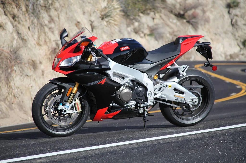 Aprilia RSV-4 Factory (2010)
