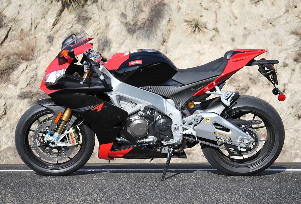 Aprilia RSV-4 Factory (2010)