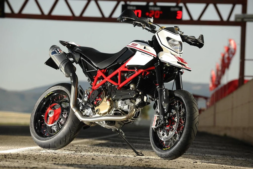Ducati Hypermotard 1100EVO SP (2010)