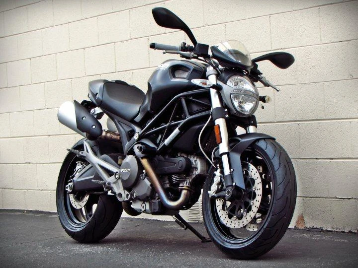 Ducati Monster 696 (2010)