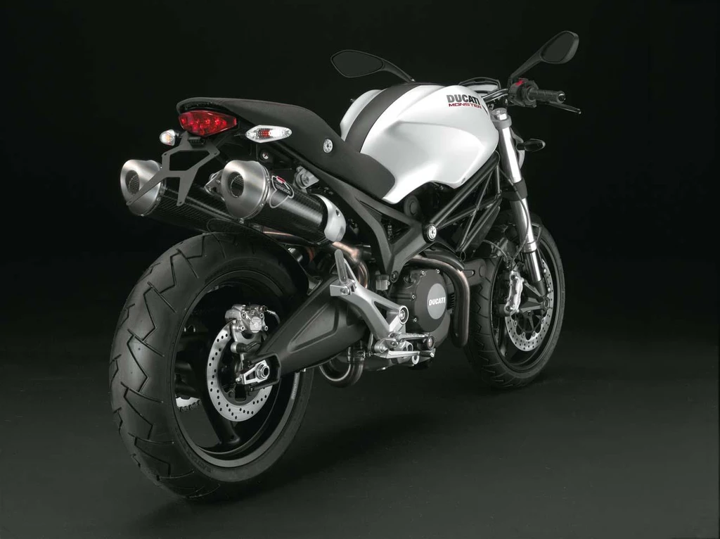 Ducati Monster 696 (2010)