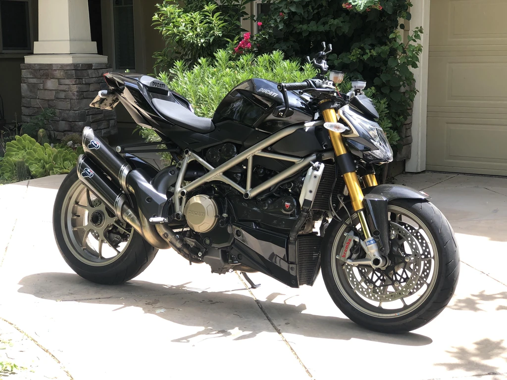 Ducati Streetfighter (2010)