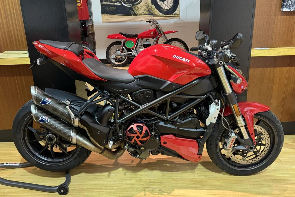Ducati Streetfighter (2010)