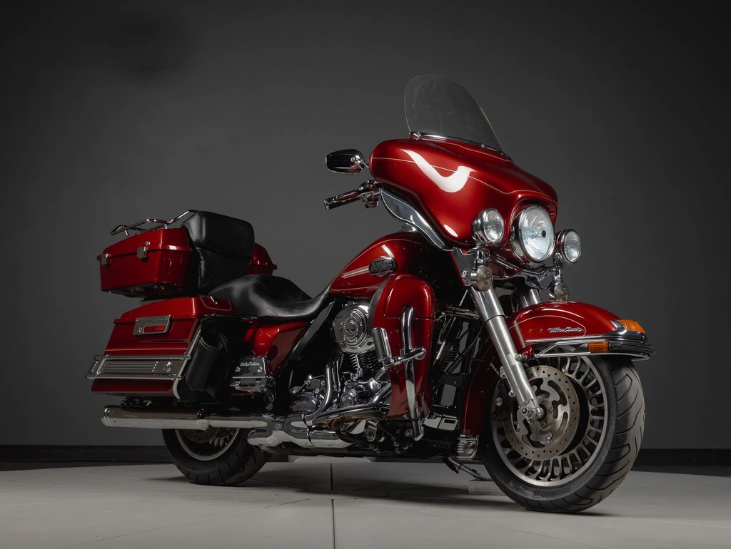 Harley Davidson FLHTCU Electra Glide Ultra Classic (2010)