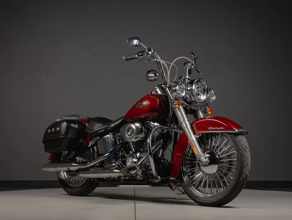 Harley Davidson FLSTN Softail Deluxe (2009 - 2010)