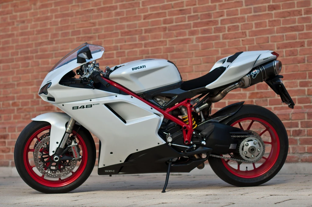 Ducati 848 EVO (2011)
