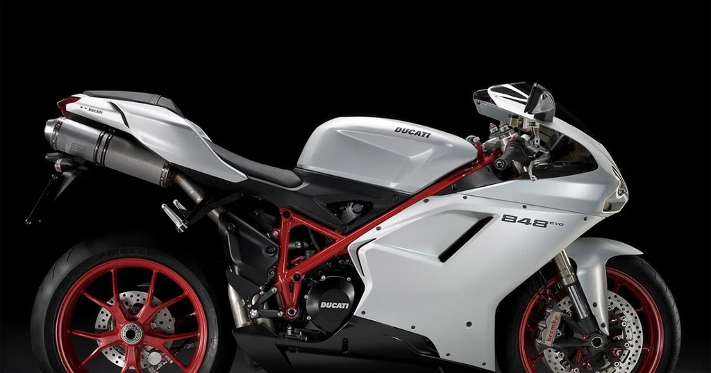 Ducati 848 EVO (2011)