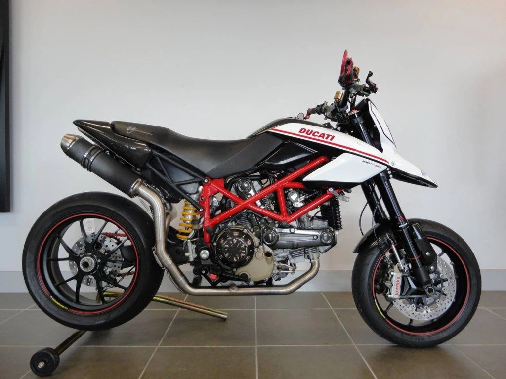 Ducati Hypermotard 1100EVO (2011)