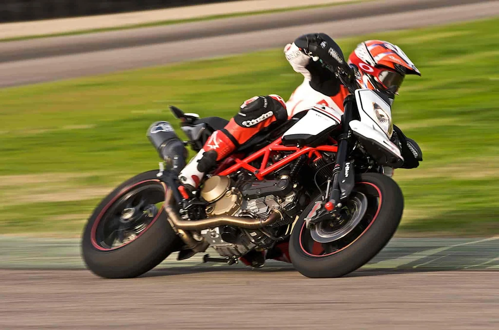 Ducati Hypermotard 1100EVO SP (2011)
