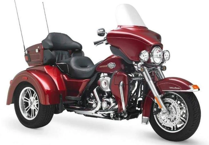 Harley Davidson FLHTCUTG Tri Glide Ultra Classic (2011)