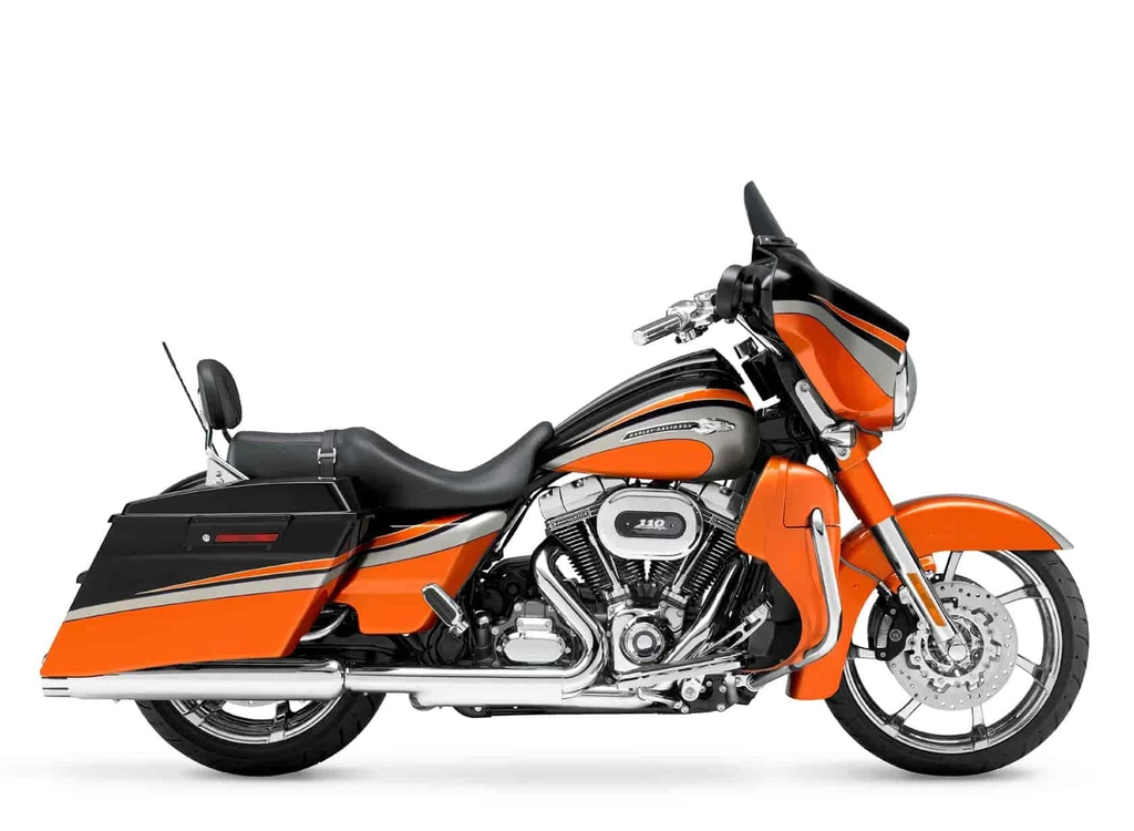 Harley Davidson FLHX SE Street Glide CVO (2011)