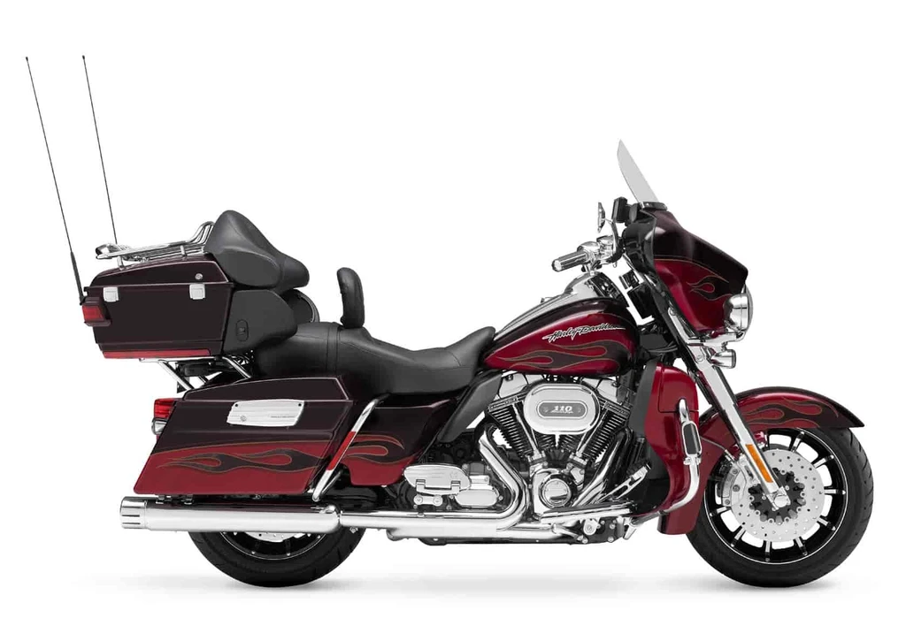 Harley Davidson FLHTCU SE6 Electric Glide Ultra Classic CVO (2011)