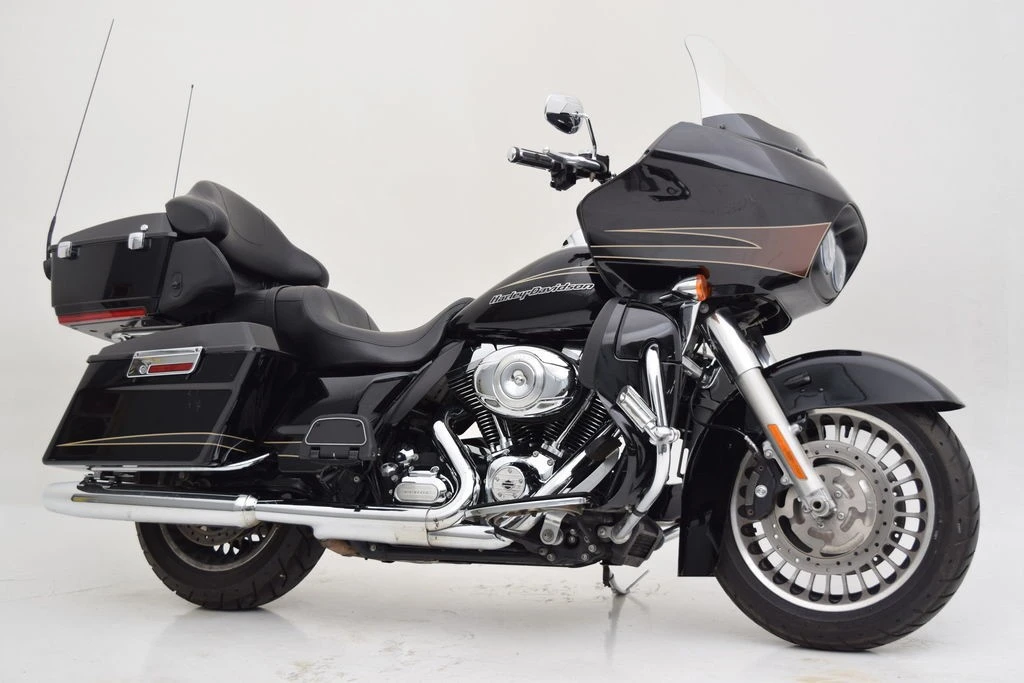 Harley Davidson FLTRU Road Glide Ultra (2011)