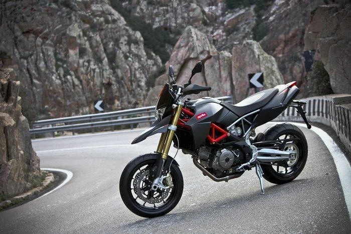 Aprilia SMV 750 Dorsoduro (2012)