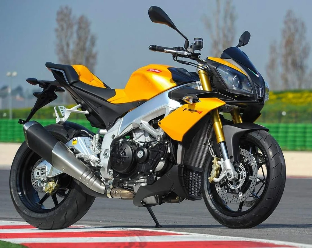 Aprilia Tuono V4 R (2012)
