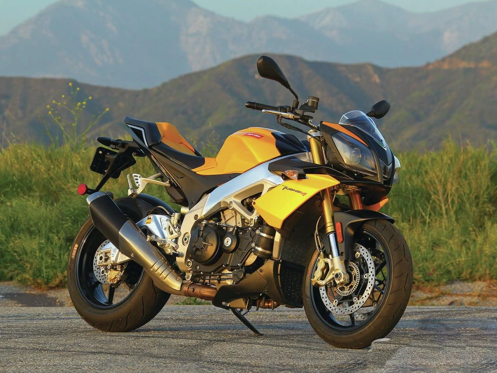 Aprilia Tuono V4 R APRC (2012)