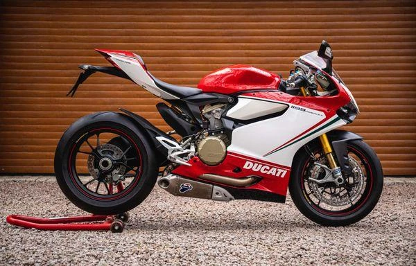 Ducati 1199S Panigale (2012)