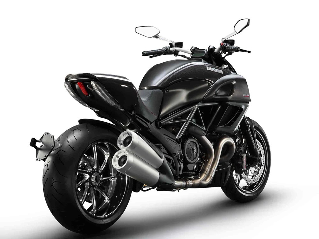 Ducati Diavel (2012)