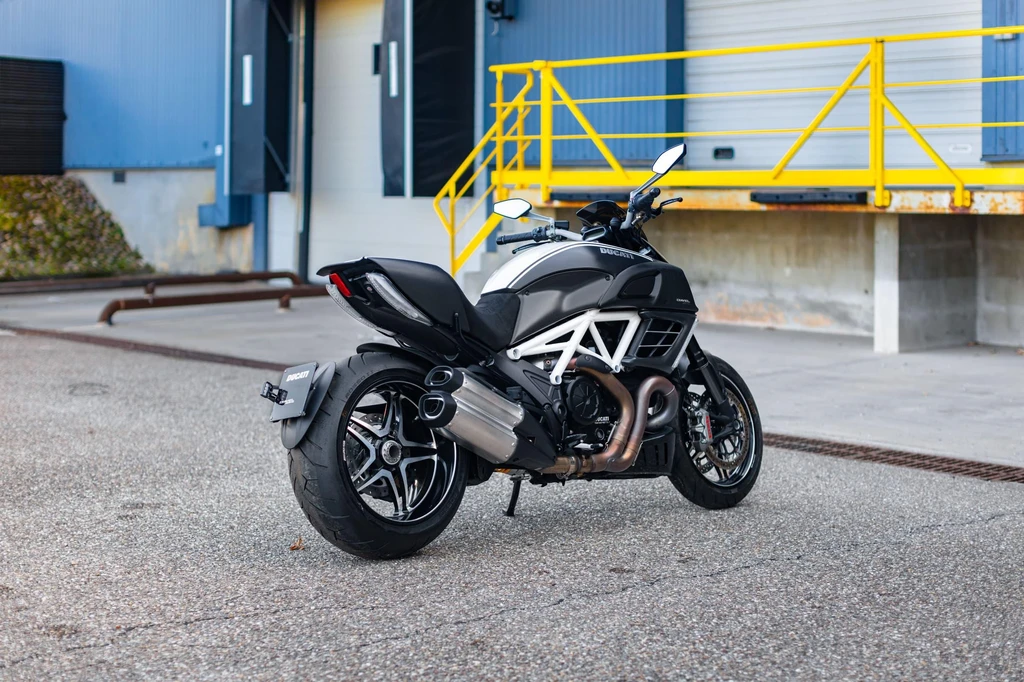 Ducati Diavel AMG Special Edition (2012)