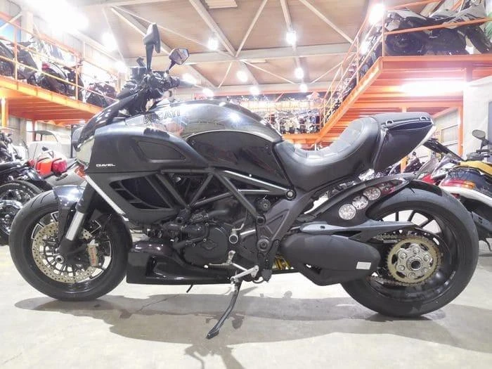 Ducati Diavel Cromo Special Edition (2012)