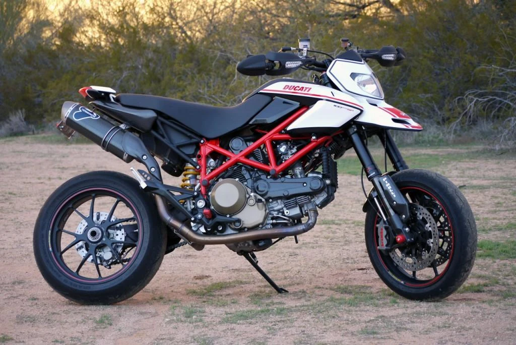 Ducati Hypermotard 1100EVO SP (2012)