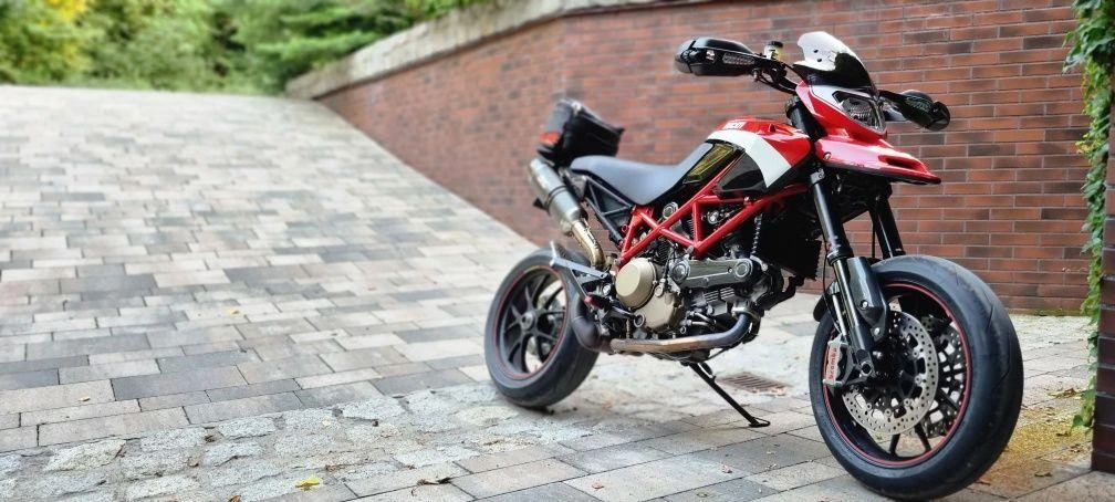 Ducati Hypermotard 1100EVO SP Corse Edition (2012)