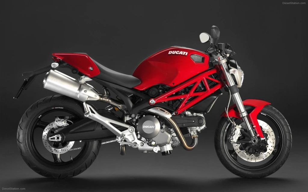 Ducati Monster 696 (2012)