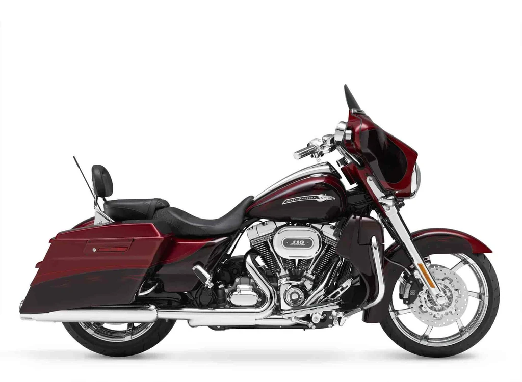 Harley Davidson FLHX SE Street Glide CVO (2012)
