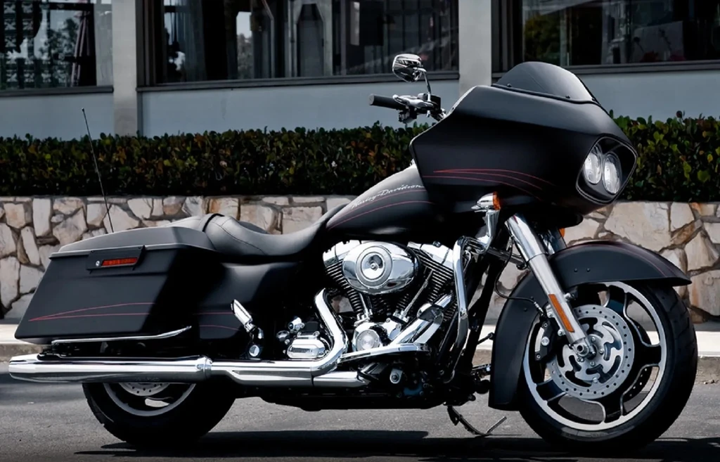 Harley Davidson FLTRX Road Glide Custom (2012)