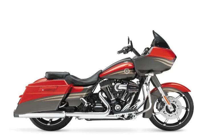Harley Davidson FLTRX-SE Road Glide Custom CVO (2012)