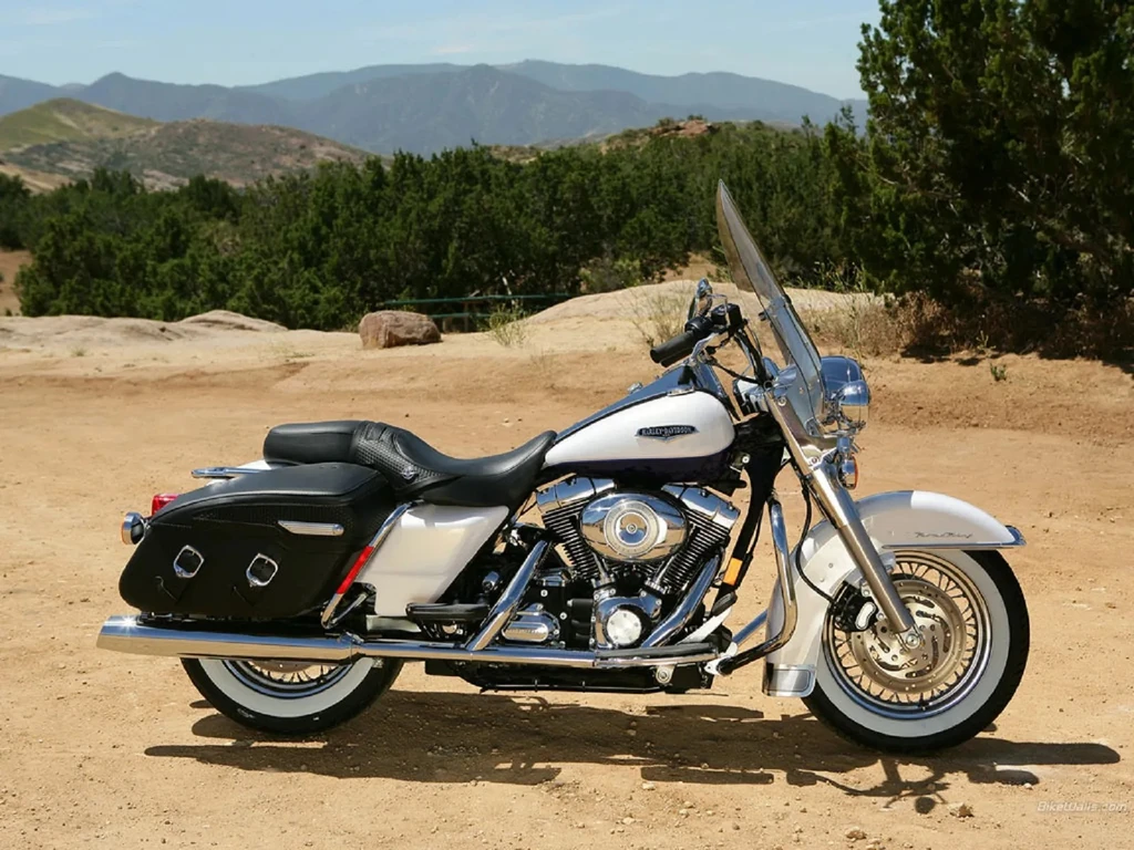 Harley Davidson FLHR Road King (2012)
