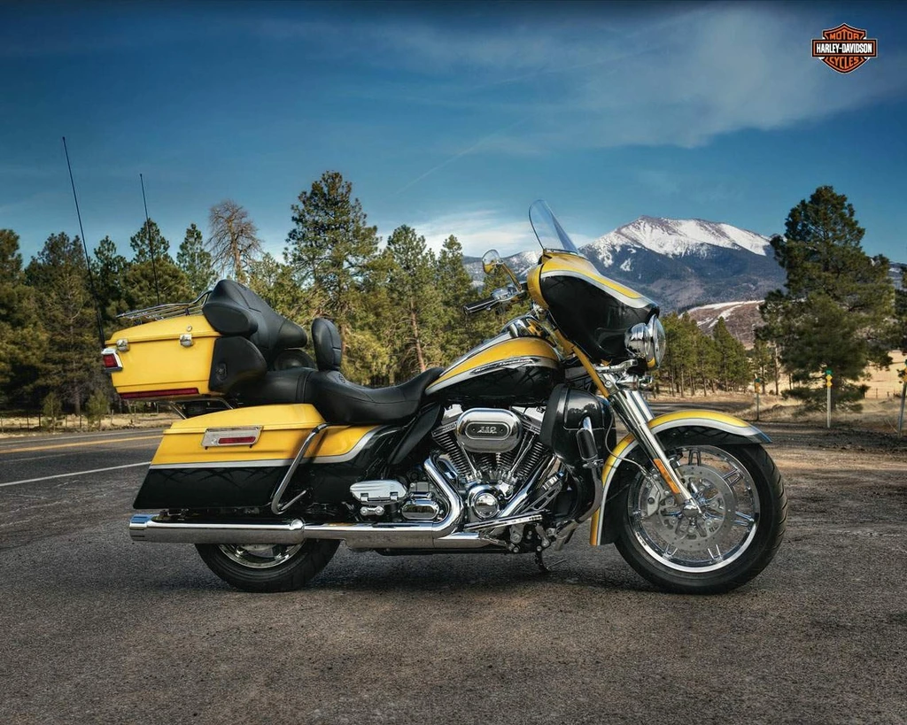 Harley Davidson FLHTCU SE7 Electric Glide Ultra Classic CVO (2012)