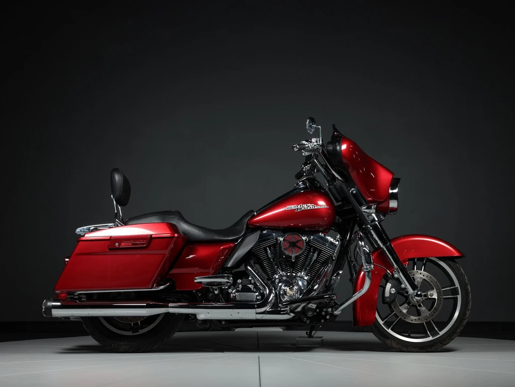 Harley Davidson FLHX Street Glide (2012)