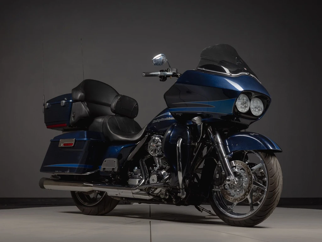 Harley Davidson FLTRU Road Glide Ultra (2012)