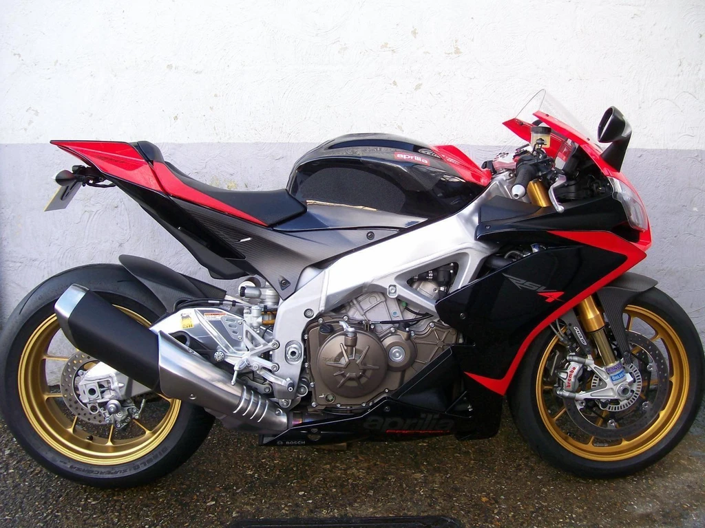 Aprilia RSV-4APRC Factory ABS (2013)