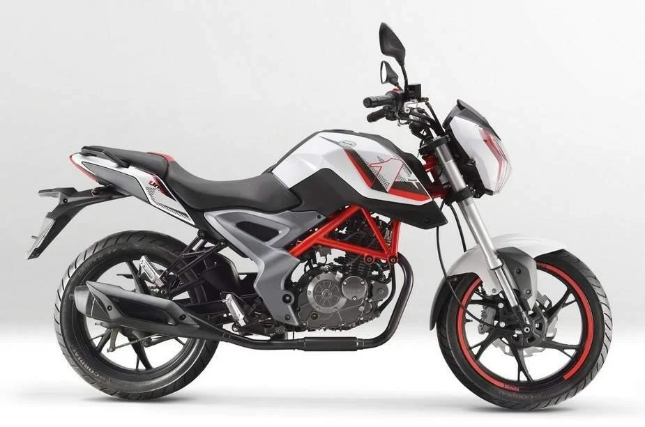 Benelli UNO C 150 (2013)