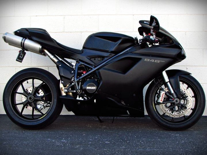 Ducati 848 EVO (2013)